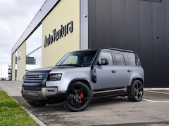Land Rover Defender 110 - 2.0 P400e 110 Dynamic HSE | Milltek uitlaat | Matt wrap | Trekhaak | Schuif-/ kantel dak |