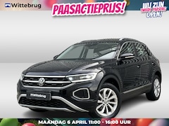 Volkswagen T-Roc - 1.5 TSI 150PK DSG Style / Digital Cockpit Pro / Panoramadak / Park Assist / Dodehoeksensor