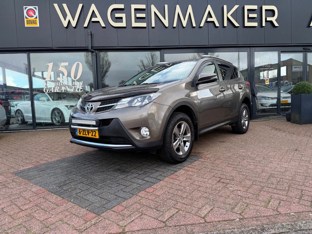 Toyota RAV4 - 2.0 Style Top 5 editie 4WD Clima|Cruise|NAV|CAM! - AutoWereld.nl