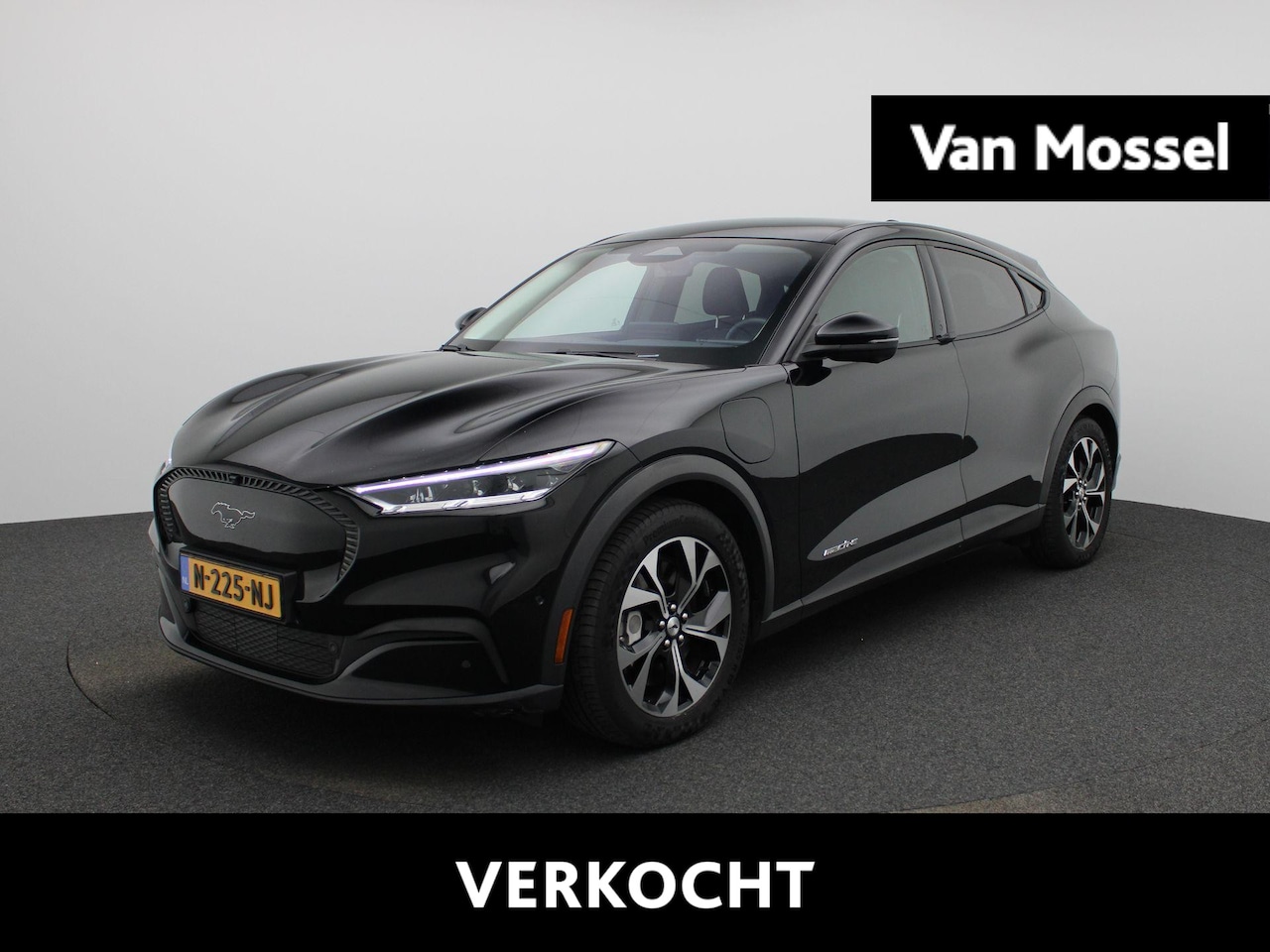 Ford Mustang Mach-E - RWD 75 kWh | 269PK | Volledig leder | B&O | Verwarmbare voorstoelen | Elektrische voorruit - AutoWereld.nl