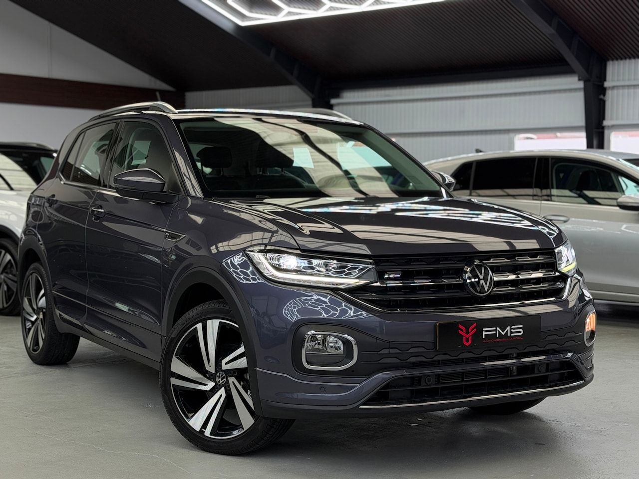 Volkswagen T-Cross - 1.0 TSI R-line CarPlay Camera - AutoWereld.nl