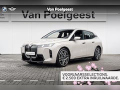 BMW iX - xDrive45 101 kWh M Sport | Panoramadak | innovation Pack | Selections 3500