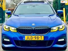 BMW 3-serie Touring - 330e xDrive M PAKKET/HUD/LASER/PANO 2021 RIJK UITGERUST
