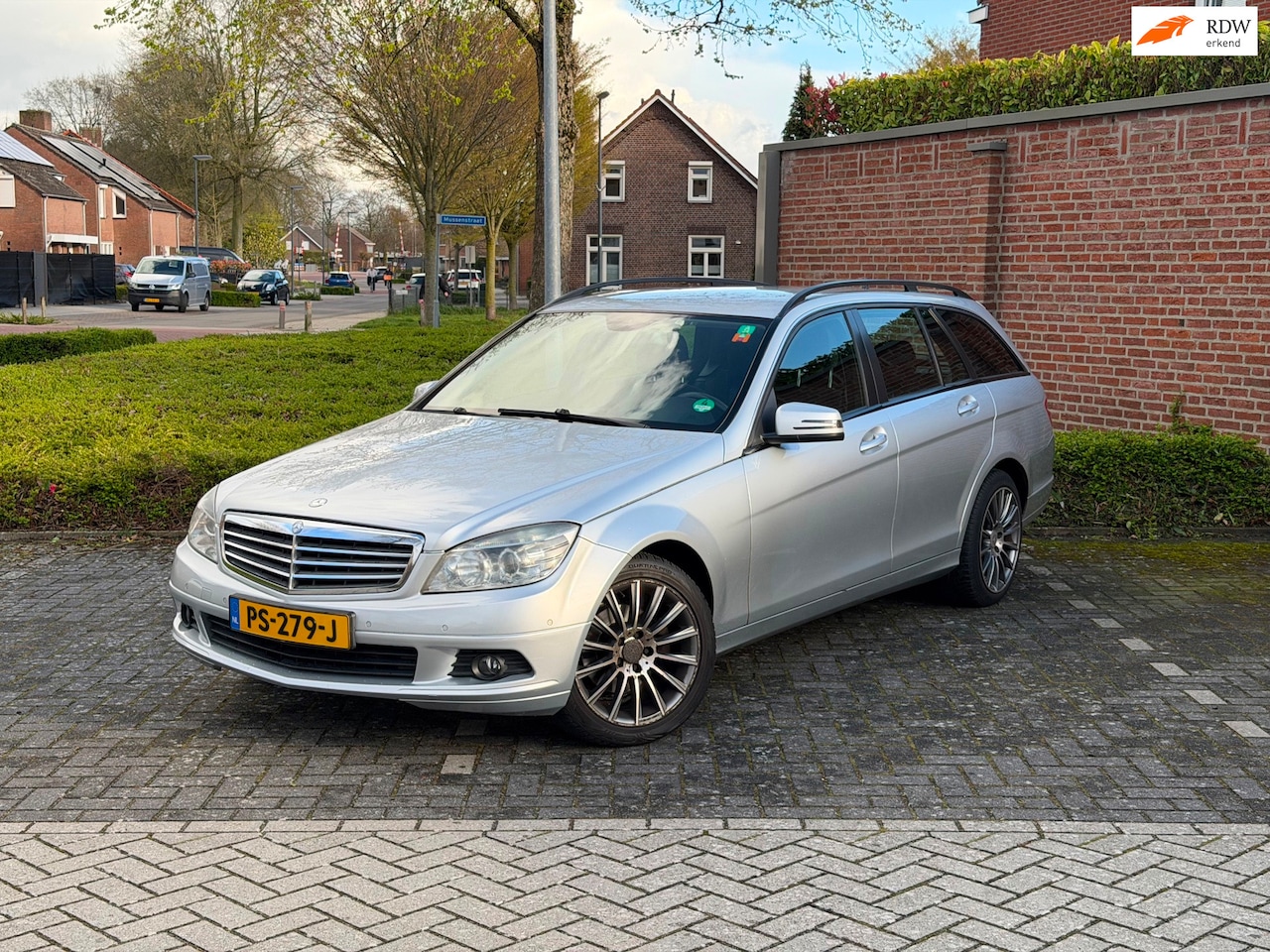 Mercedes-Benz C-klasse Estate - 180 K Elegance 2008 Grijs - AutoWereld.nl
