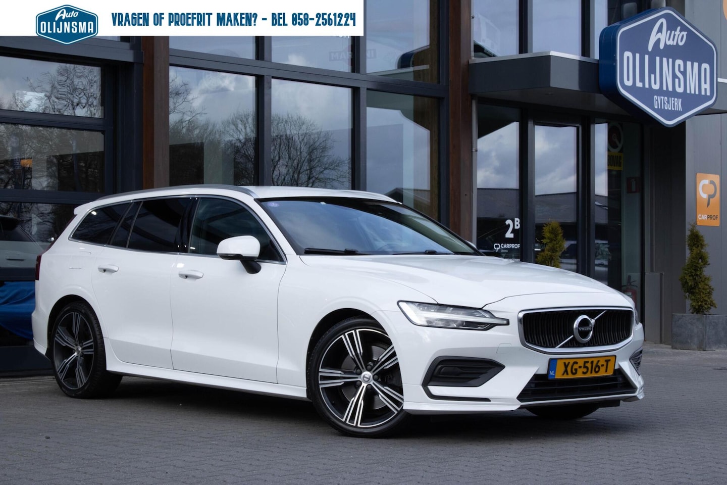 Volvo V60 - 2.0 T5 Momentum|Bodykit|Clima|Navi|19inch - AutoWereld.nl