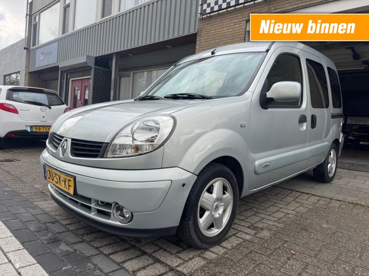 Renault Kangoo - 11.6-16V Privilège AIRCO NAP APK 4-2026 PRIMA AUTO - AutoWereld.nl