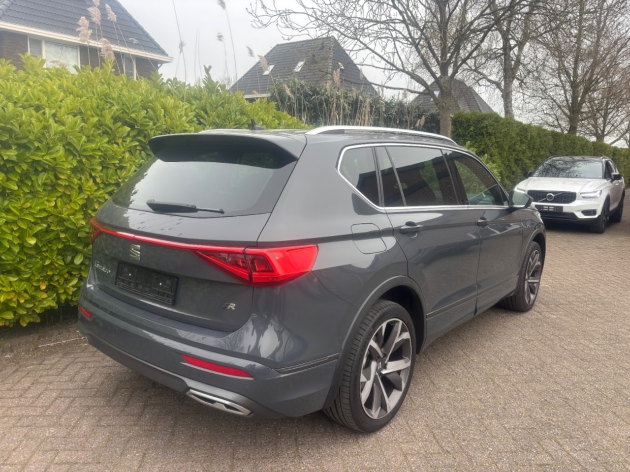 SEAT Tarraco - 1.5 TSI FR Business Intense 7p Beats Pano Trekh. - AutoWereld.nl