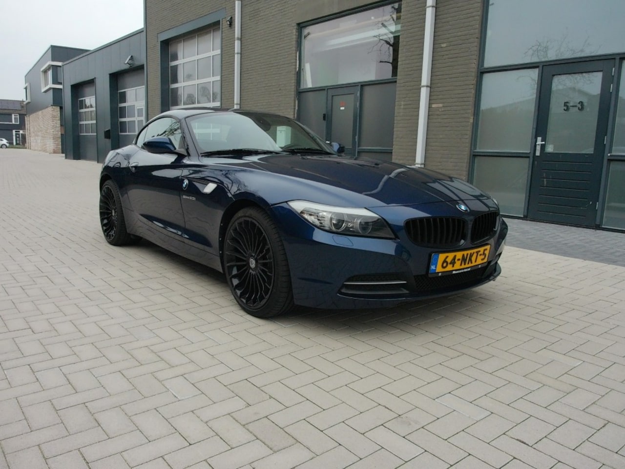BMW Z4 SDRIVE 23I