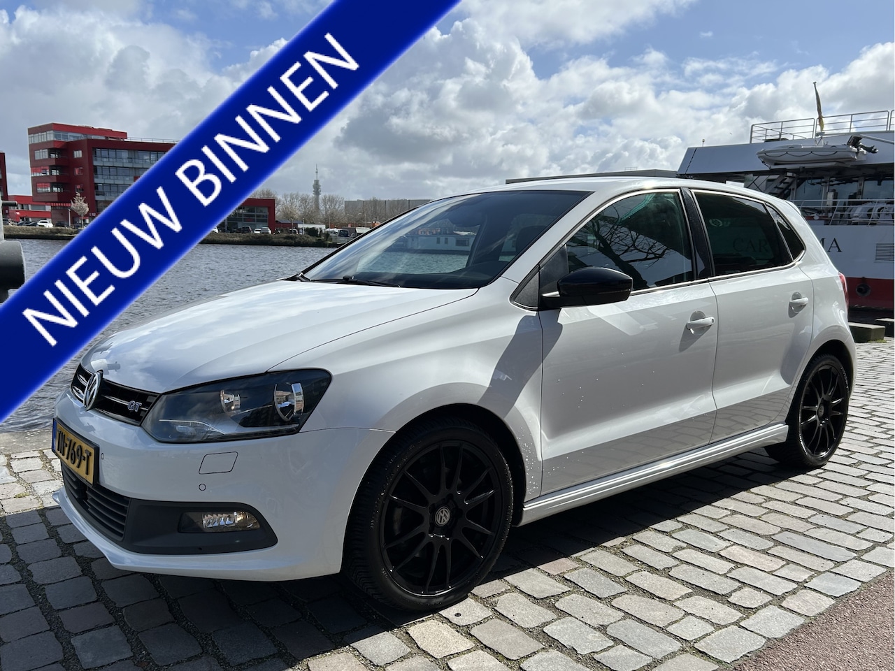 Volkswagen Polo - 1.4 TSI BlueGT 5-drs Airco/ECC Leder - AutoWereld.nl