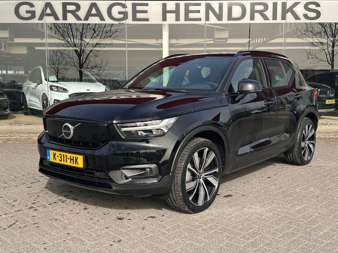 Volvo XC40 - Recharge P8 AWD R-Design | SOH: 92,4% | Alcantara | Adaptive CC | Camera | Blindspot | - AutoWereld.nl