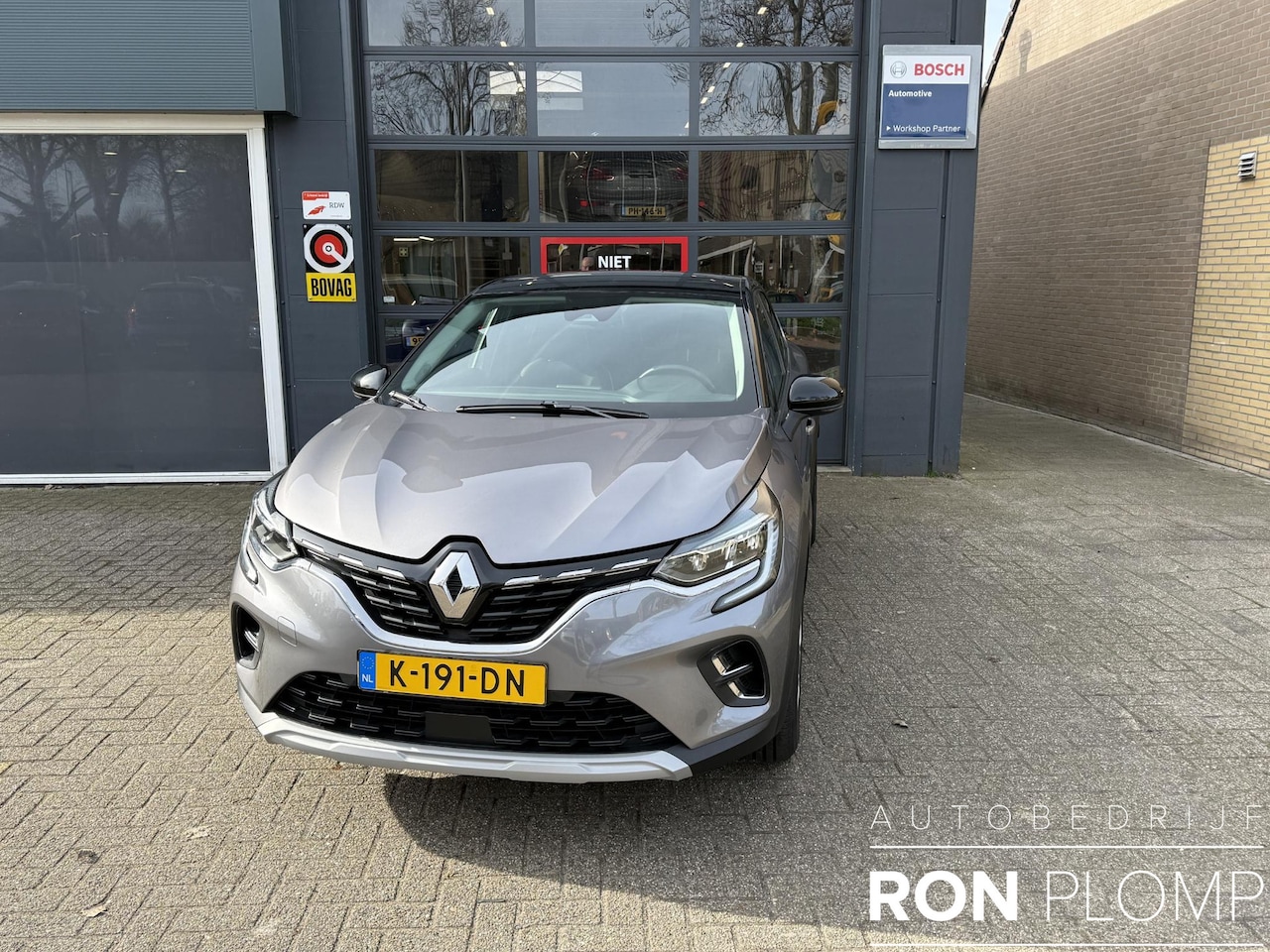 Renault Captur - 1.0 TCe 100 Intens / Airco/ Cruise/ Apple carplay/ PDC/ LED/ LMV - AutoWereld.nl