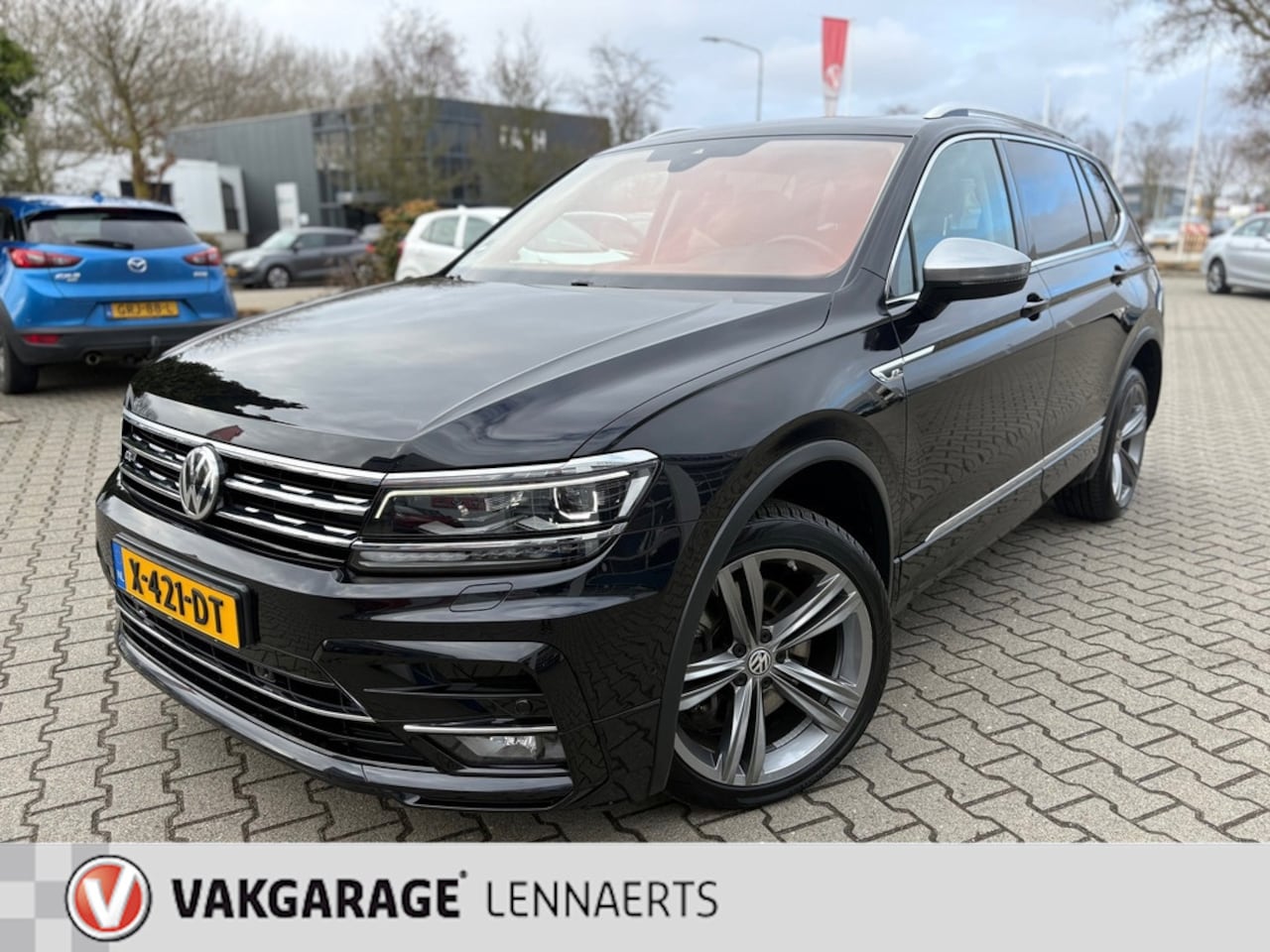Volkswagen Tiguan Allspace - 2.0 TSI 4Motion Highline Business R 7p. 190PK Automaat (BOVAG/RIJKLAARPRIJS) - AutoWereld.nl
