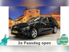 BMW 3-serie Touring - 320i Executive Automaat Navigatie LED PDC