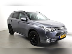 Mitsubishi Outlander - 2.0 PHEV Instyle+ LEDER-SCHUIFDAK-Trekhaak-PHEV-privacyglas-Camera-keyless-stoelverwarming