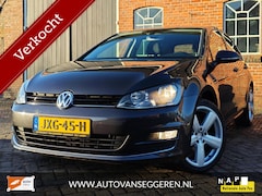 Volkswagen Golf - 1.2 TSI Highline - Garantie/Cruise/Clima/Navi