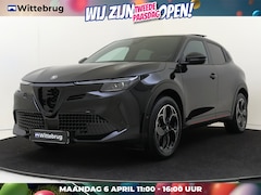 Alfa Romeo Junior - Elettrica Speciale 54 kWh | Schuifdak | Elek. Achterklep | Sabelt Sport Stoelen | Camera |