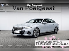 BMW i5 - Sedan eDrive40 84 kWh M Sport | Trekhaak | Selections 2500