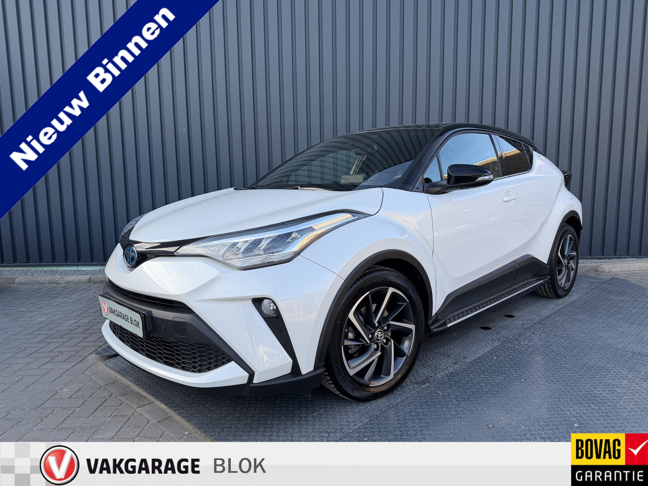 Toyota C-HR - 1.8 Hybrid Style / Bi tone | BSM | Draadloos Apple Carplay/Android auto | PDC V+A | Rijkla - AutoWereld.nl