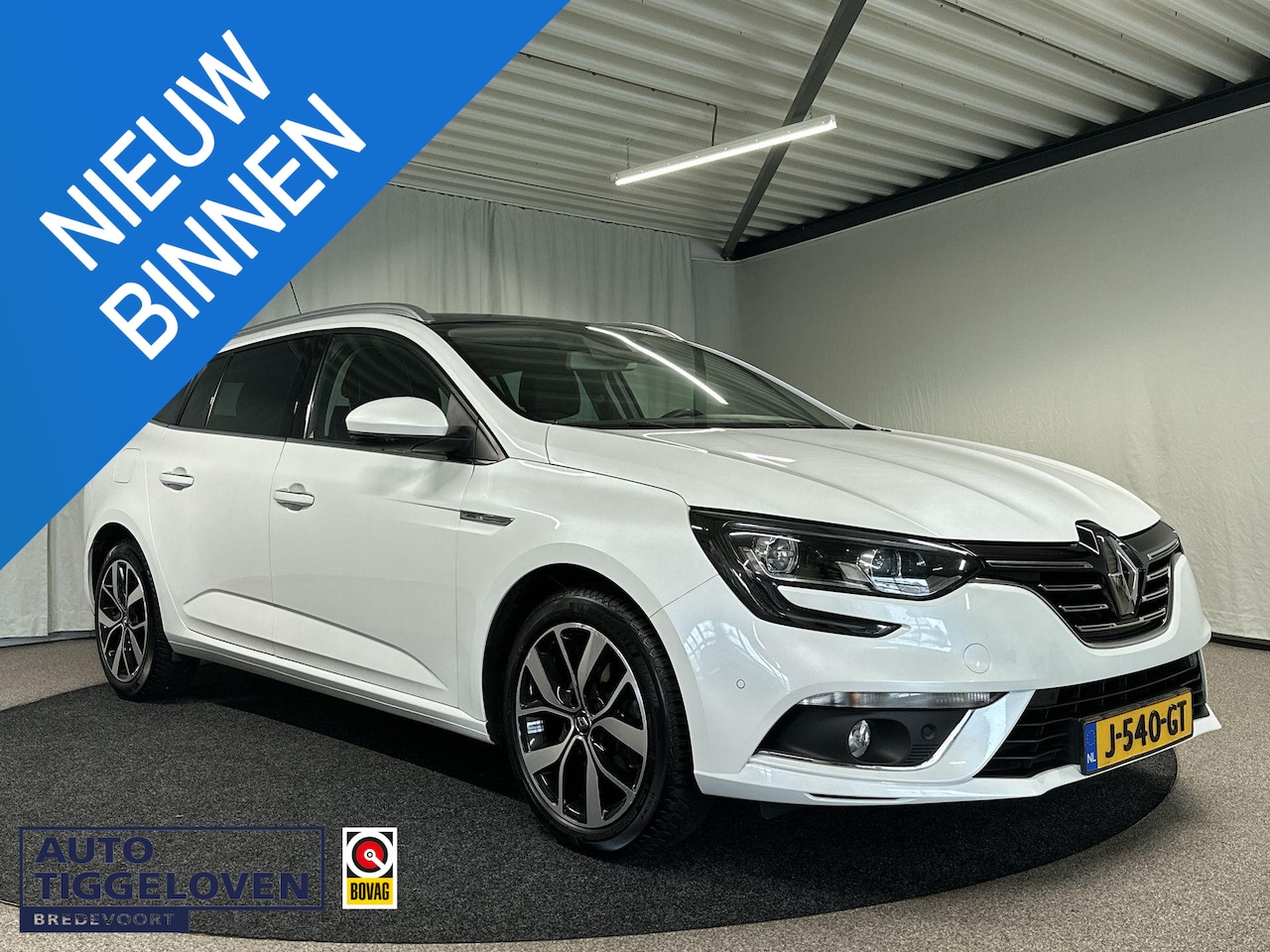 Renault Mégane Estate - 1.3 TCe 140 Bose Trekhaak | Pano | LED - AutoWereld.nl
