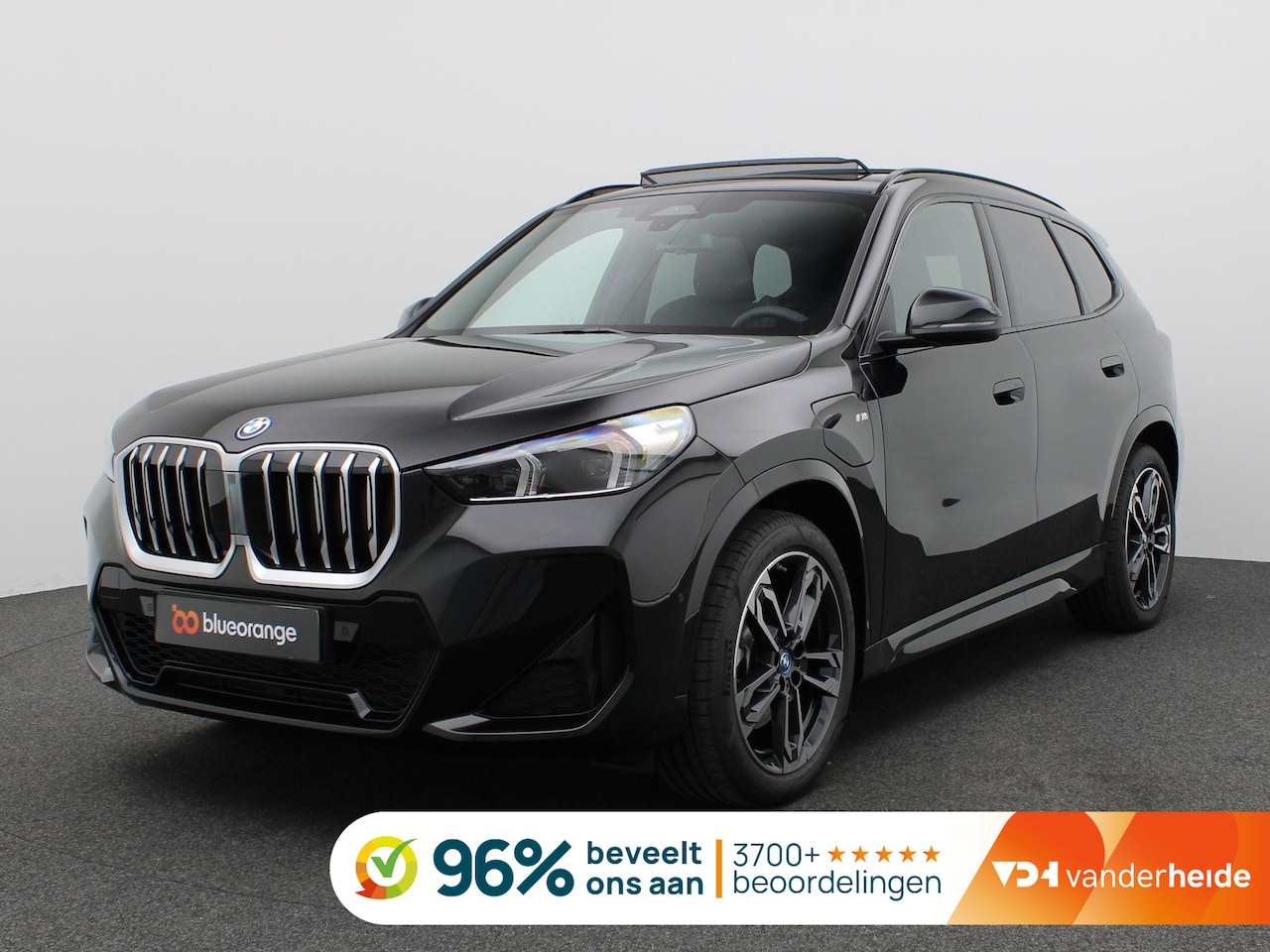 BMW X1 - xDrive25e 245PK Aut. M-Sport, Pano-Schuifdak, Keyless, Digital Key, Stoelverwarming, LED v - AutoWereld.nl