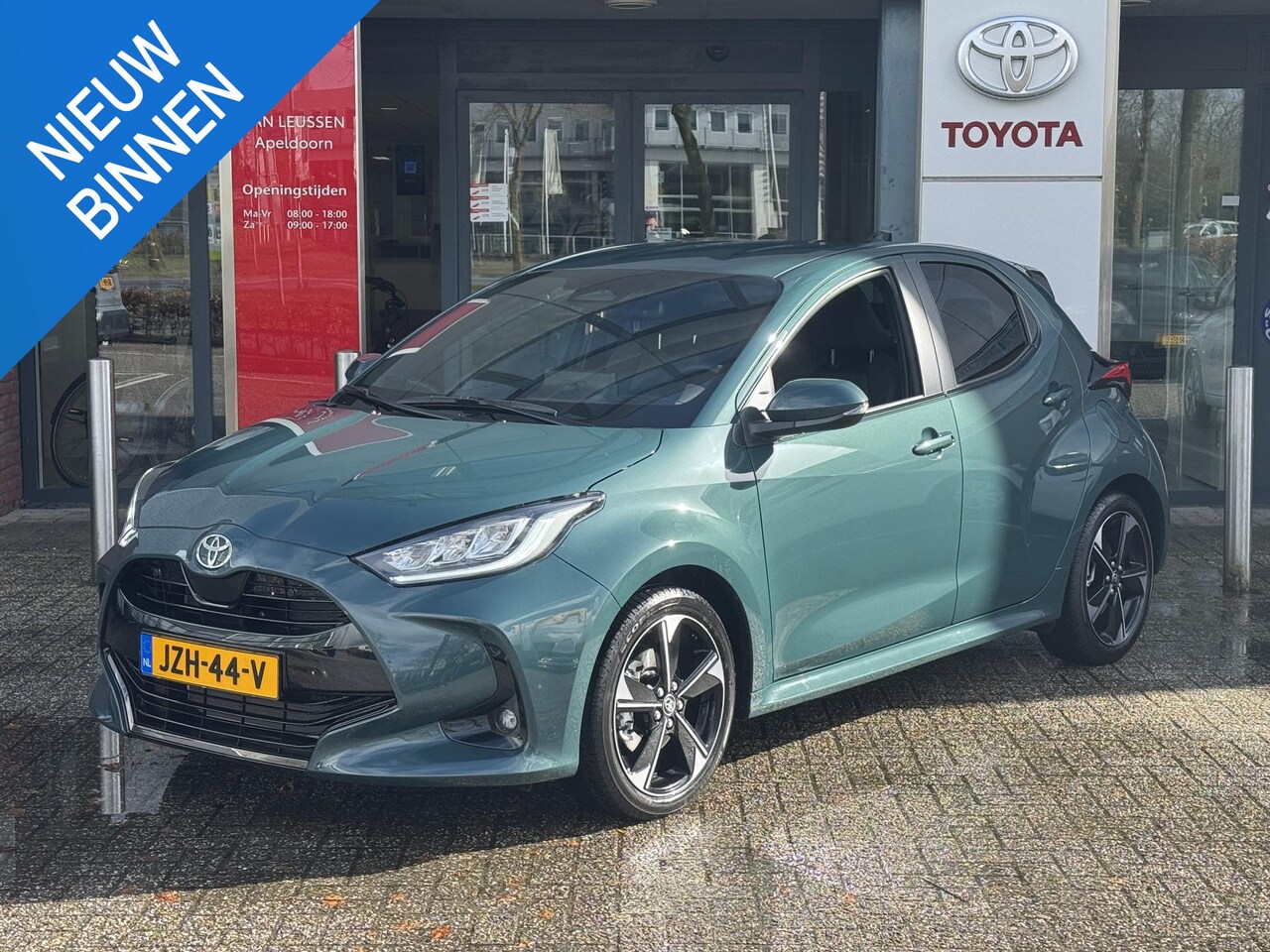 Toyota Yaris - 1.5 Hybrid 130 EXECUTIVE NL-AUTO STOEL/STUURVERW BLIND-SPOT LEDER NAVI 17''LM-VELGEN PARK- - AutoWereld.nl
