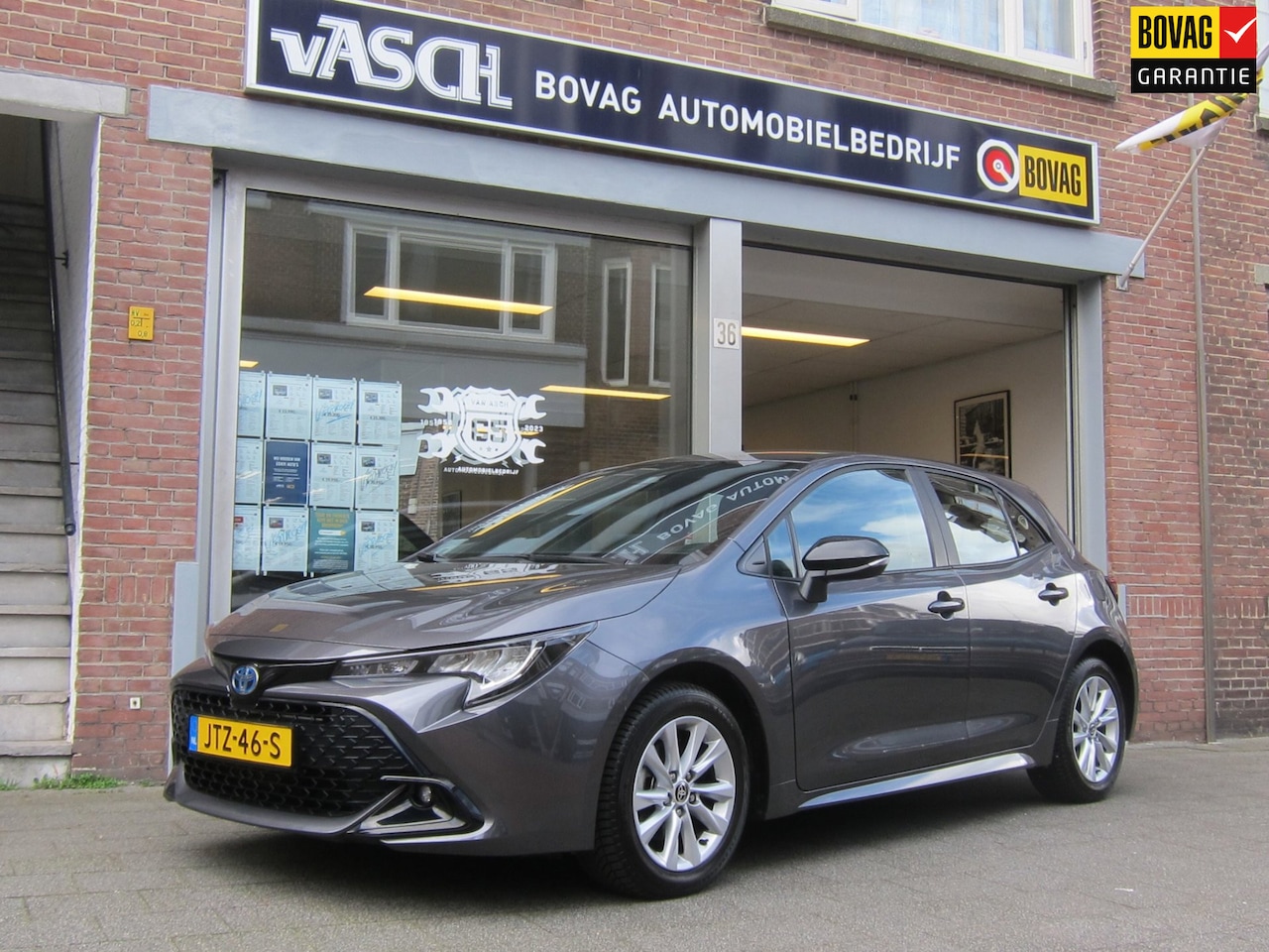Toyota Corolla - Hybrid 140 Comfort All Seasonbanden All in Prijs Bovaggarantie - AutoWereld.nl