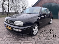 Volkswagen Golf Cabriolet - 1.8 INRUILKOOPJE VOOR DE LIEFHEBBER