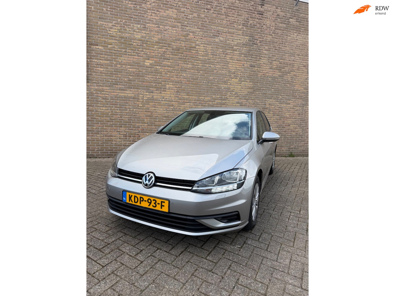 Volkswagen Golf - 1.0 TSI Trendline 1.0 TSI Trendline - AutoWereld.nl