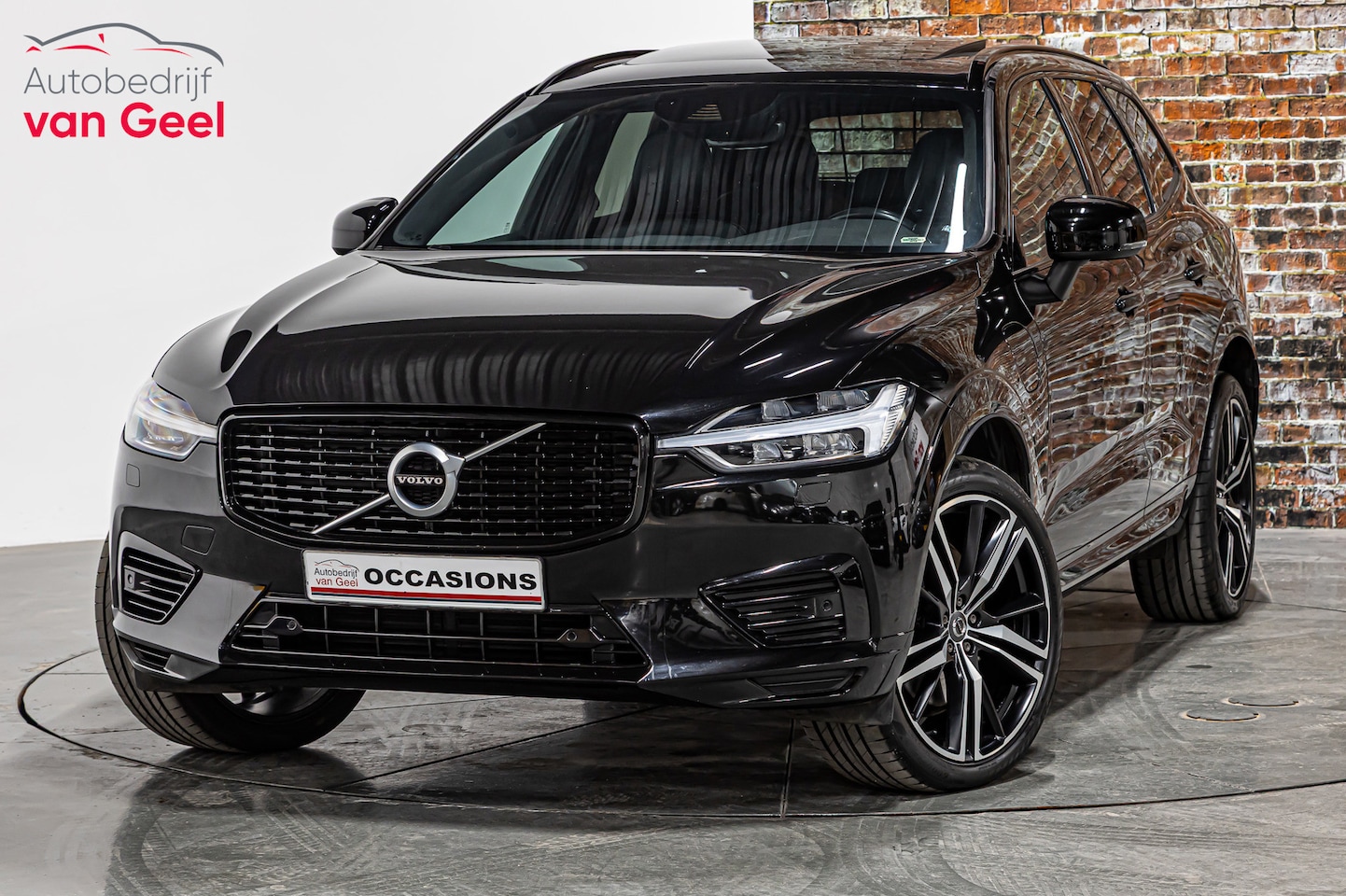 Volvo XC60 - 2.0 T8 Twin Engine AWD Inscription | Schuif/kanteldak / Memory Seats | Harman/kardon - AutoWereld.nl