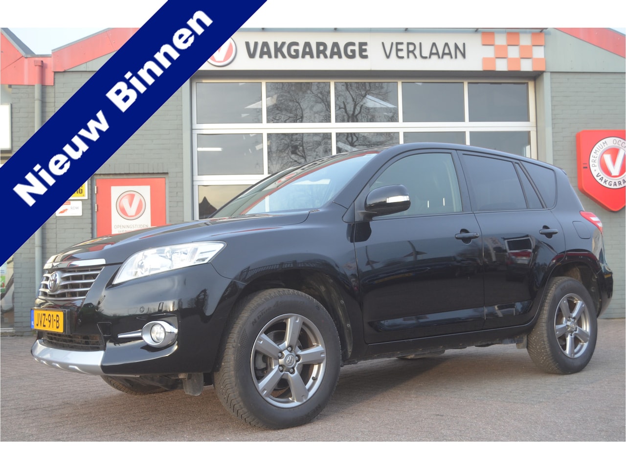 Toyota RAV4 - 2.0 VVT-i Executive Business 2.0 VVTi Executive Business - AutoWereld.nl