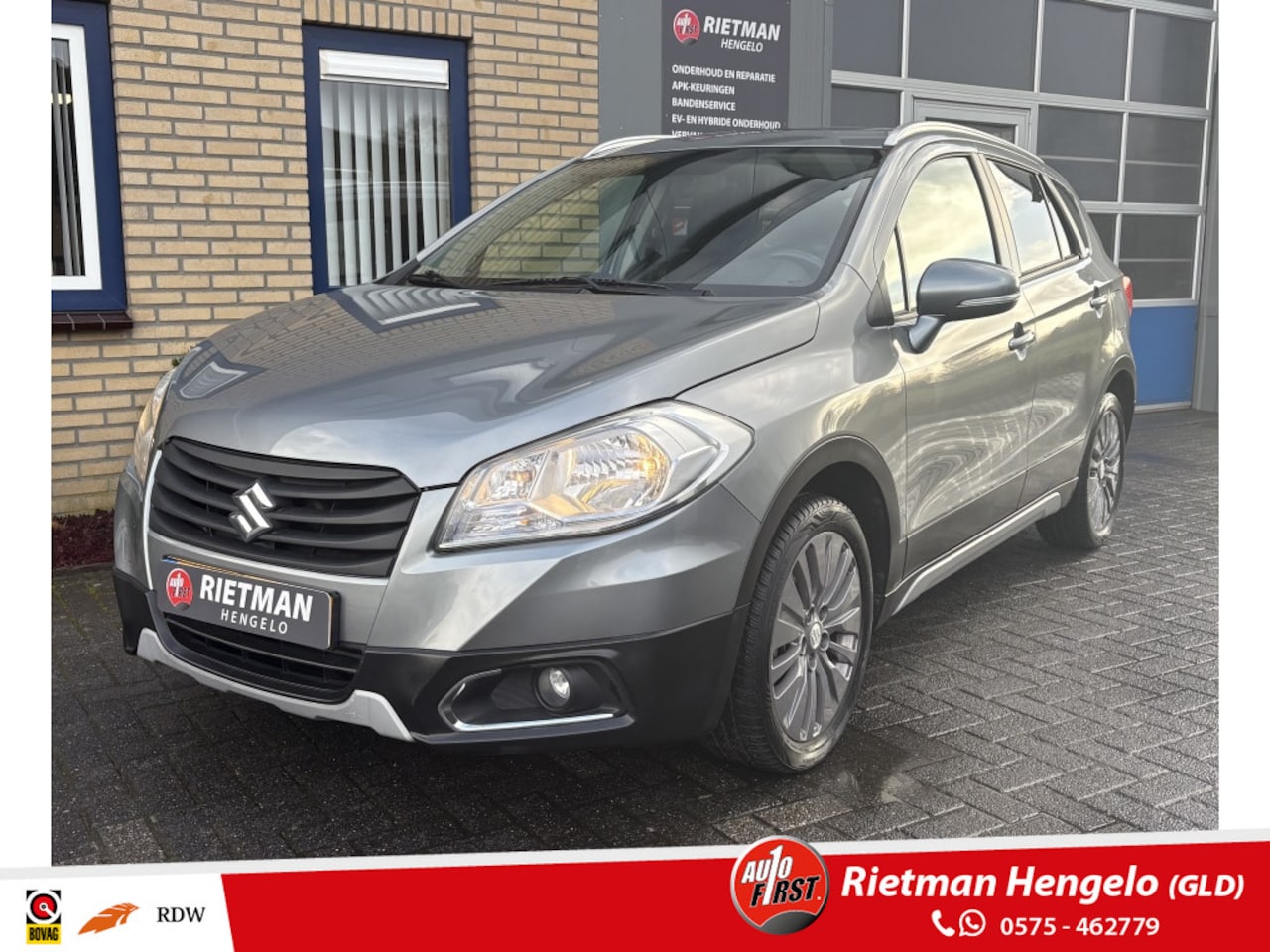 Suzuki SX4 S-Cross - 1.6 Exclusive PANO-TREKHAAK-ALL SEASON-CAMERA - AutoWereld.nl