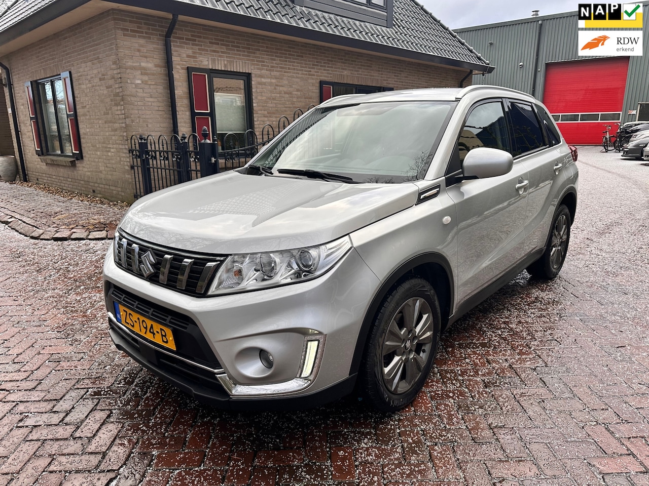 Suzuki Vitara - 1.4 Boosterjet Select 140PK Full Option ! - AutoWereld.nl