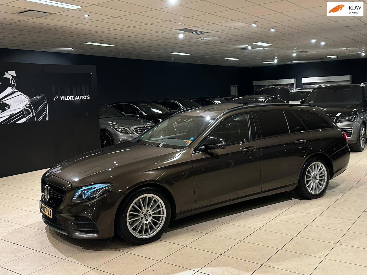 Mercedes-Benz E-klasse Estate - E350 d 4Matic|Aut 9G-Tronic|AMG|Schuifdak|DTR - AutoWereld.nl