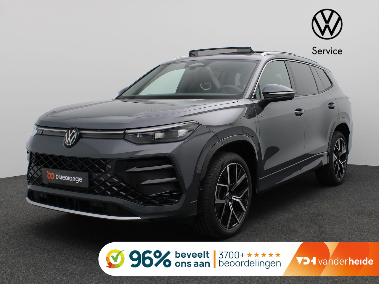 Volkswagen Tayron - 1.5 eHybrid R-Line Edition 272PK DSG Pano-Schuifdak, Trekhaak, 20" LM Velgen, Navi via App - AutoWereld.nl