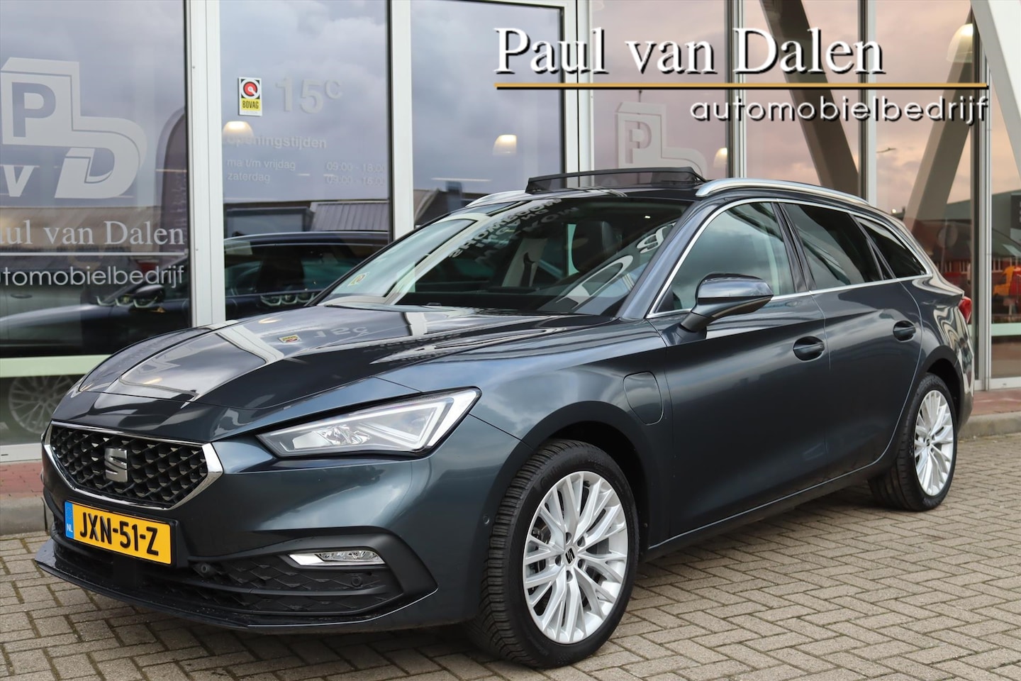 SEAT Leon Sportstourer - 1.4 TSI e-Hybrid PHEV 204PK AUTOMAAT XCELLENCE Panodak | Navi | Sfeerverl. | Virtual Cockp - AutoWereld.nl