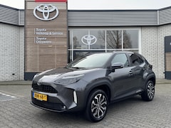 Toyota Yaris Cross - HYBRID 115 DYNAMIC STOEL/STUURVERW CAMERA APPLE/ANDROID 17 '' LM-VELGEN LED KEYLESS AD-CRU