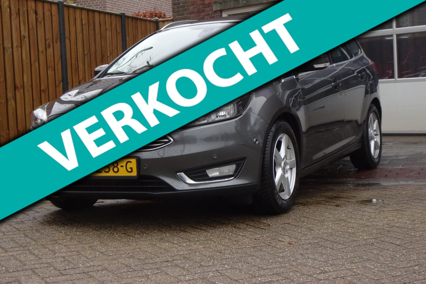 Ford Focus Wagon - 1.0 Titanium 1.0 Titanium - AutoWereld.nl