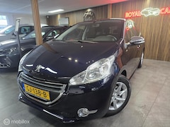 Peugeot 208 - 1.2 PureTech Style/ Navigatie/ Cruise C./