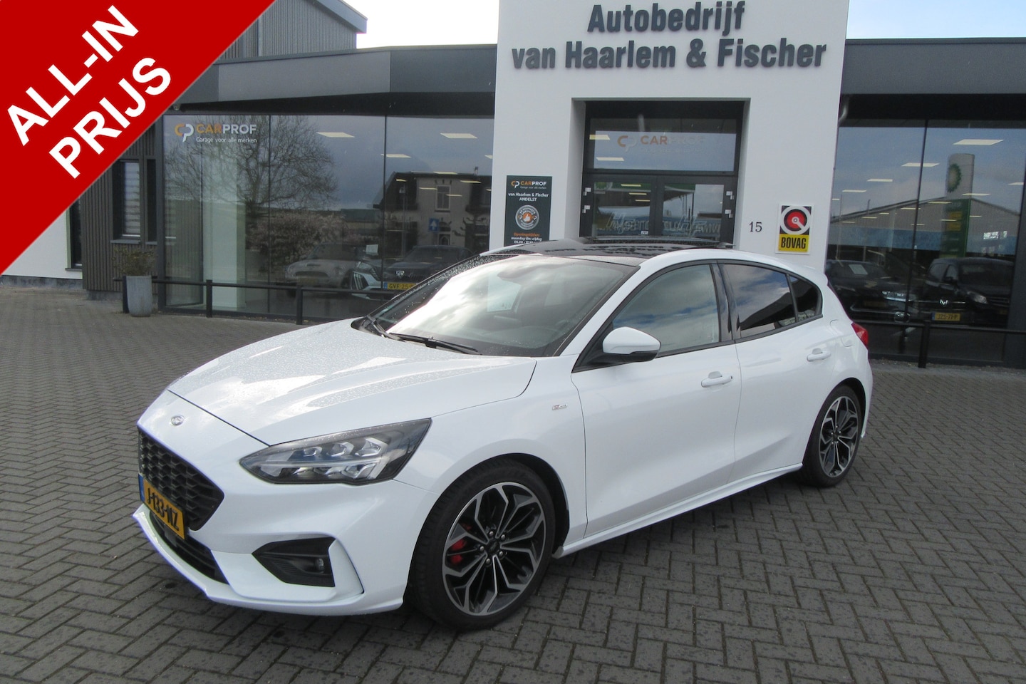 Ford Focus - 1.0 EcoBoost ST Line X Business 1.0 EcoBoost ST Line X Business, Panoramadak, Stuur + Stoelverw. - AutoWereld.nl