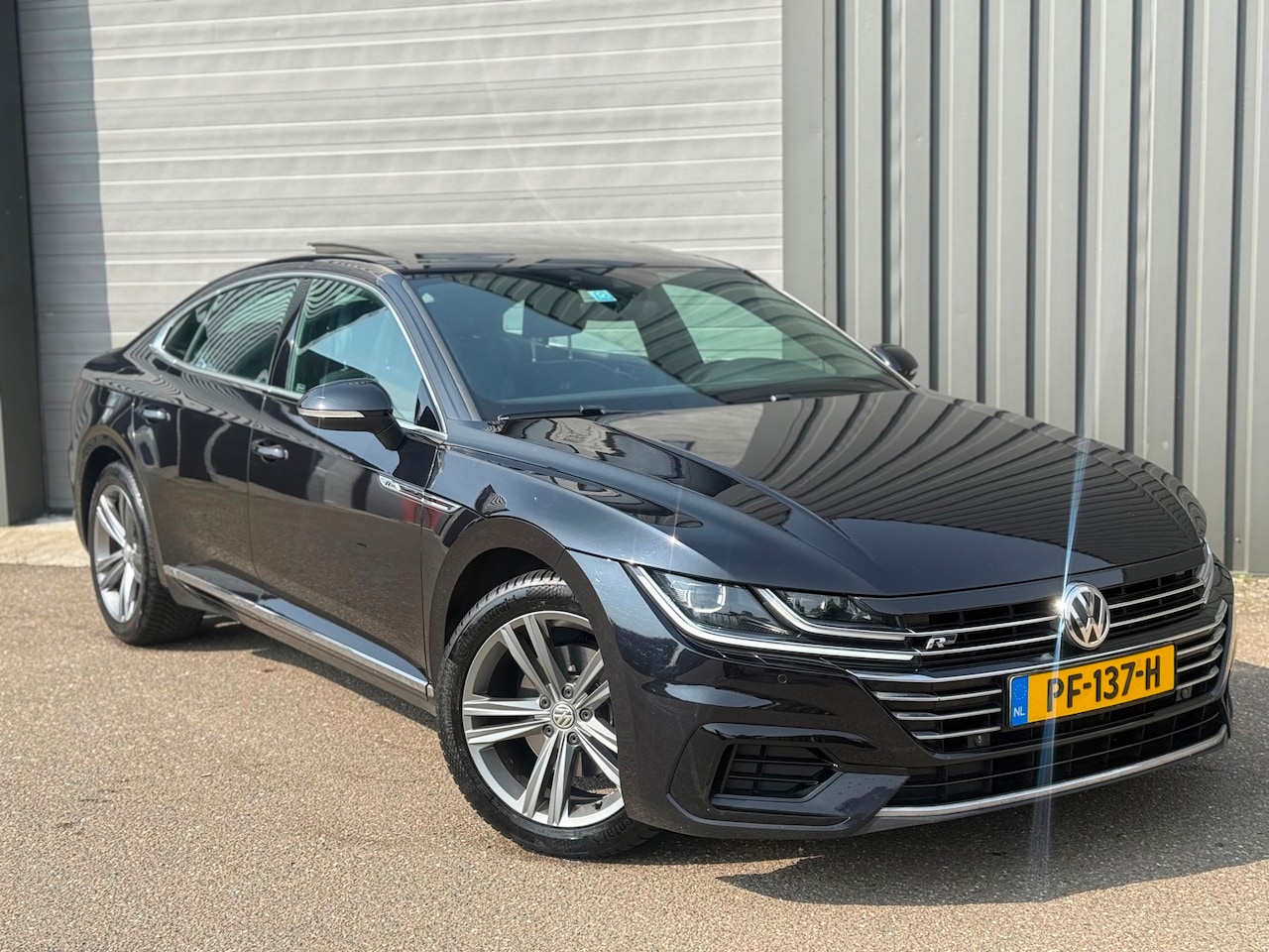 Volkswagen Arteon - 2.0 TDI Business R 2.0 TDI Business R - AutoWereld.nl