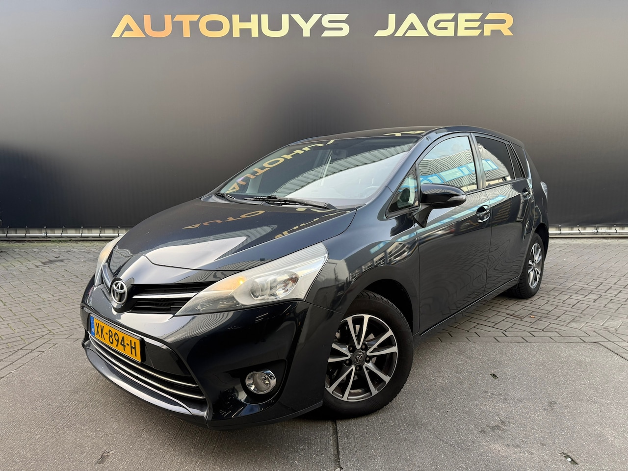 Toyota Verso - 1.6 VVT-i Aspiration Panorama Camera Trekhaak Sensoren - AutoWereld.nl