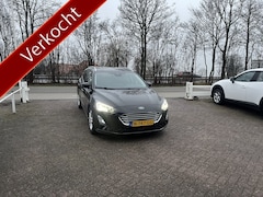 Ford Focus Wagon - 1.0 EcoBoost Hybrid Edition Business CAMERA WINTER PACK NAVI