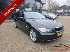 BMW 3-serie Touring - 320i Business Line