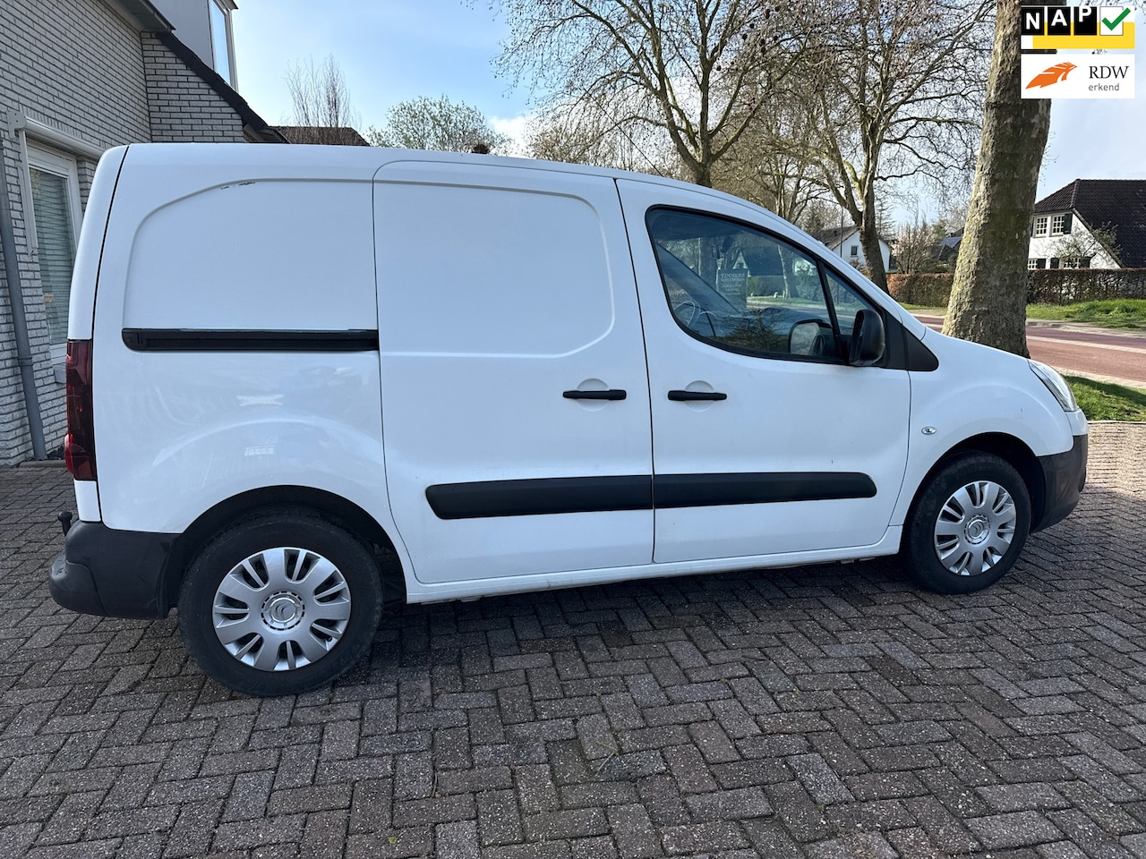 Citroën Berlingo - 1.6 HDI 500 Club Economy 1.6 HDI 500 Club Economy - AutoWereld.nl