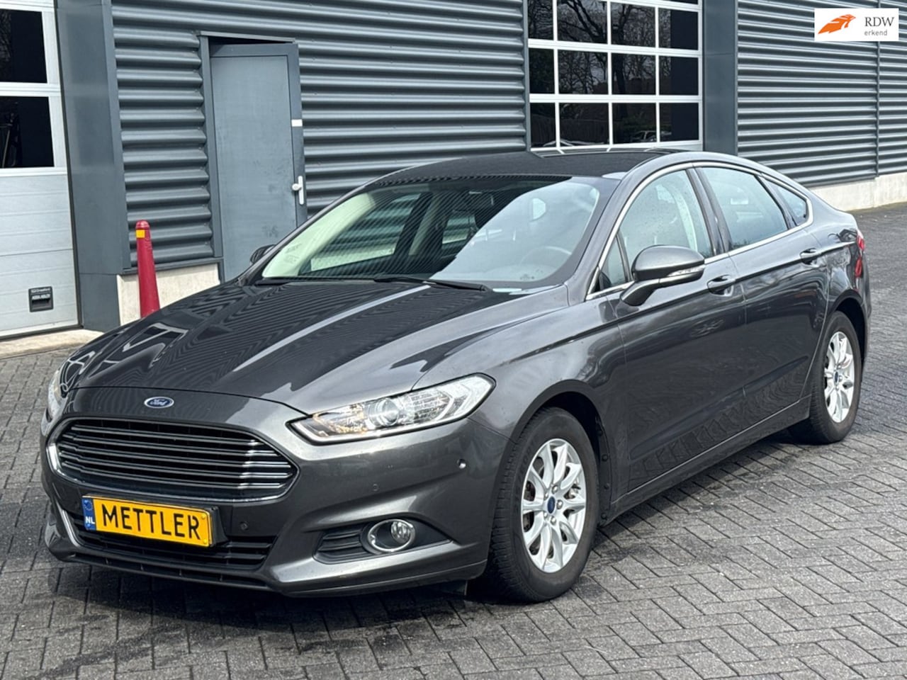 Ford Mondeo - 1.5 Trend 1.5 Trend, navigatie, cruise control, PDC - AutoWereld.nl