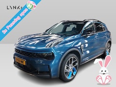 Lynk & Co 01 - 1.5 262pk PHEV Trekhaak Zwarte Hemel Plug-in