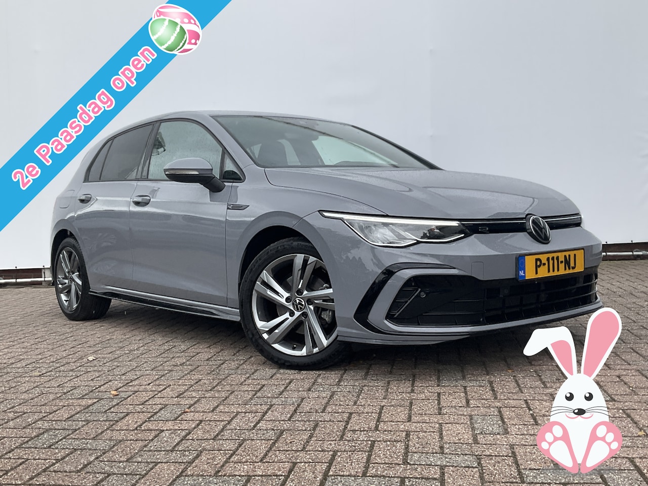 Volkswagen Golf - 1.5 eTSI R-Line Business+ Automaat Adap.Cruise Stoel/Stuurverw Led Sfeerverlichting! - AutoWereld.nl