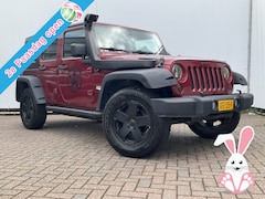 Jeep Wrangler Unlimited - 3.8 Sport Sahara 5-deurs Airco Cruise Snorkel Uitstraling