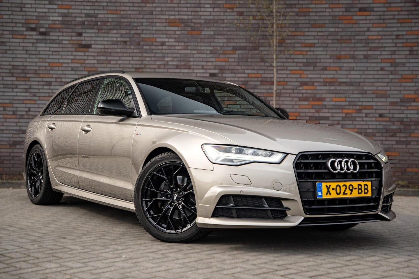 Audi A6 Avant - 2.0 TDI Ultra Advance Sport - S-Line - Bose - AutoWereld.nl