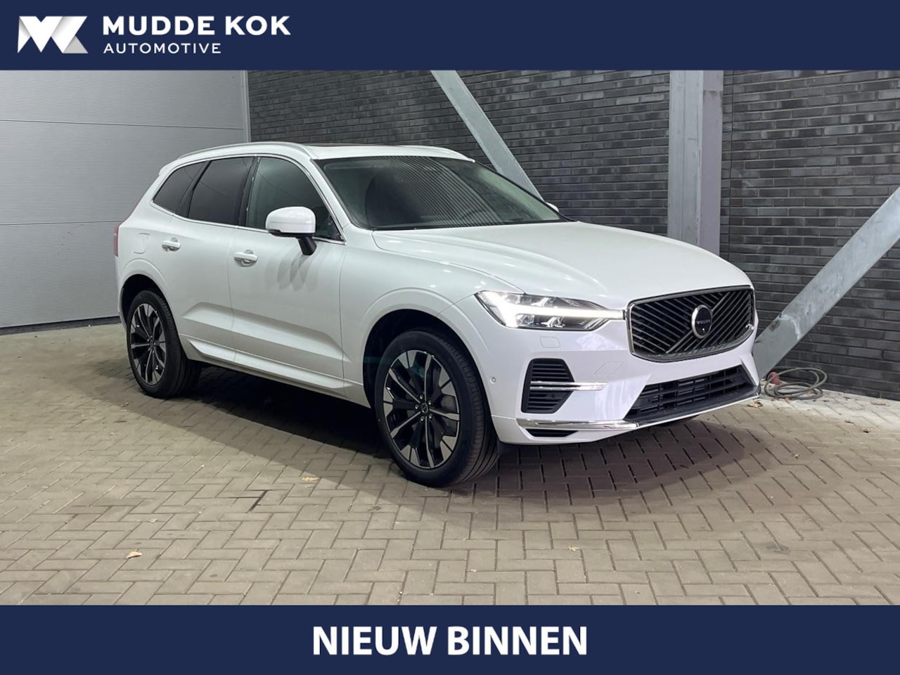 Volvo XC60 - T6 Plug-in hybrid Ultra Dark | NIEUW | Panoramadak | 360° Camera | Head-Up | ACC | Stoel+S - AutoWereld.nl